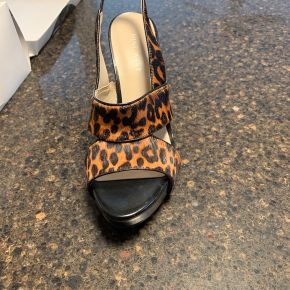 Shoes - Picture 14 of 15